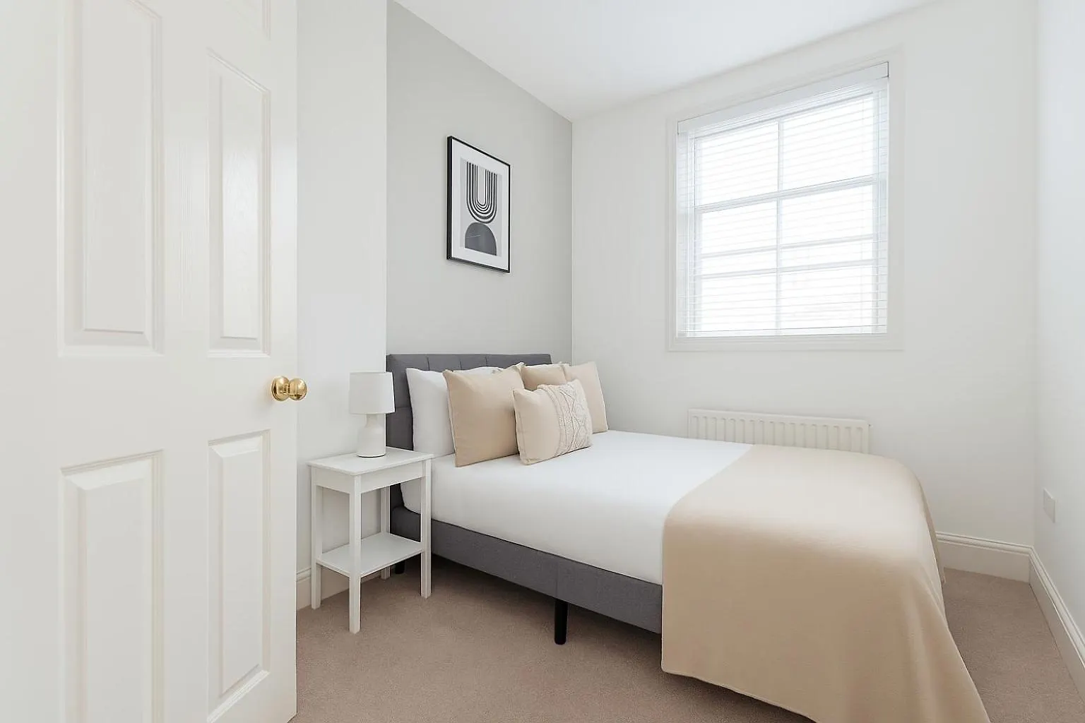 Chic 2-Bedroom Flat In Haggerston London 0*,  United Kingdom