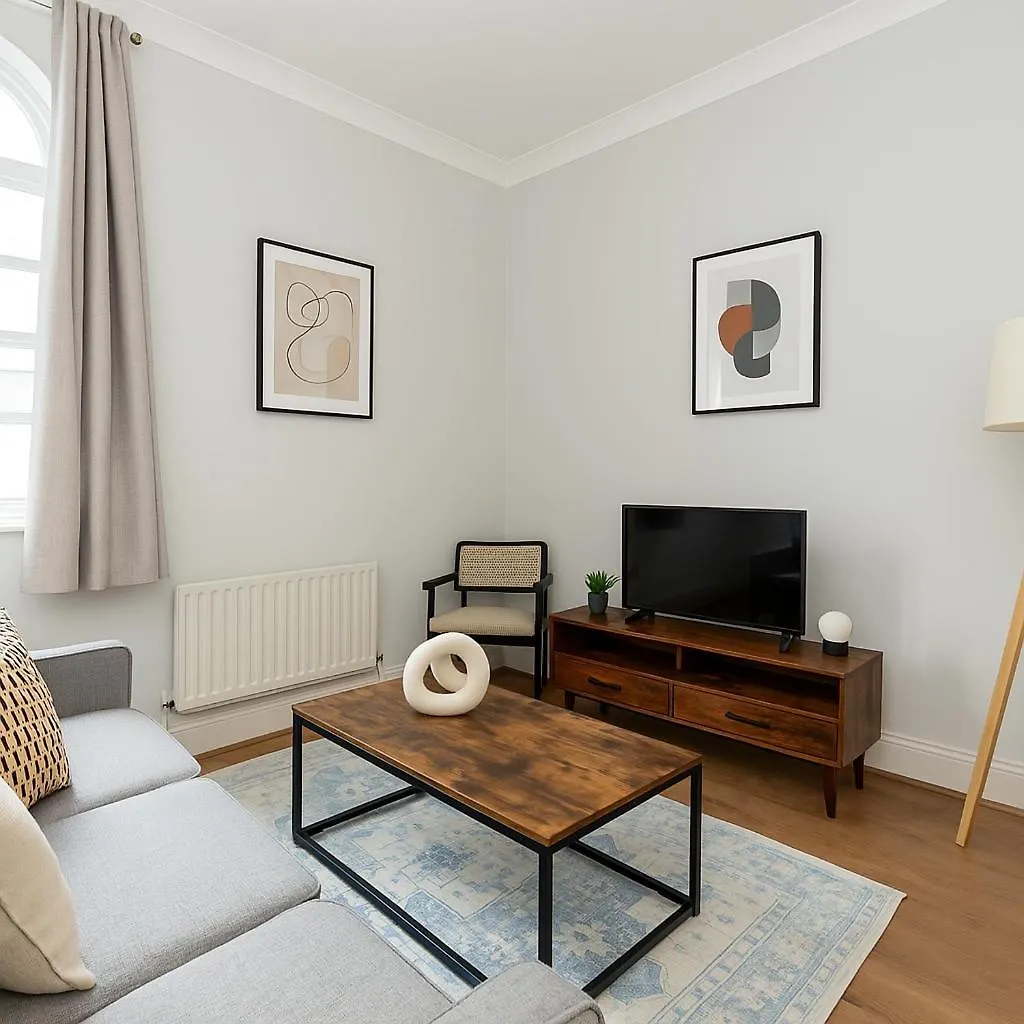 Apartment Chic 2-Bedroom Flat In Haggerston London